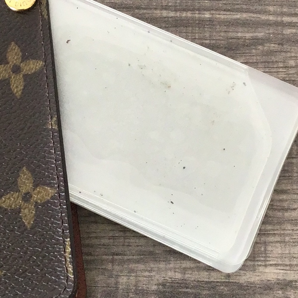 Louis Vuitton Monogram Card Photo Holder - Picture 9 of 11